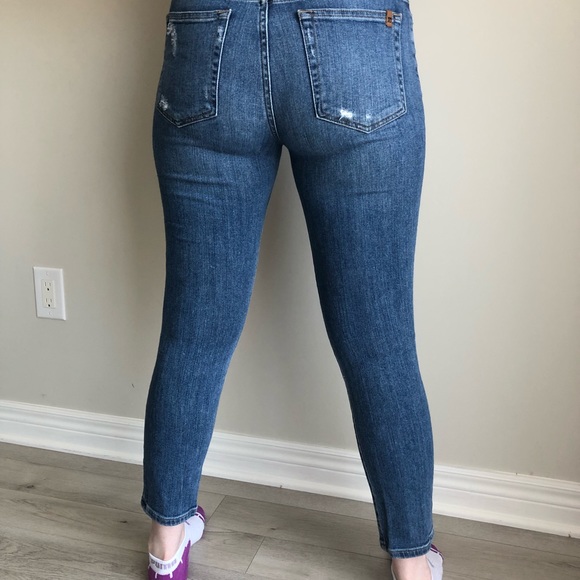 Joe’s Jeans - High Rise Skinny Crop in Fatima - Size 28 - Picture 3 of 9